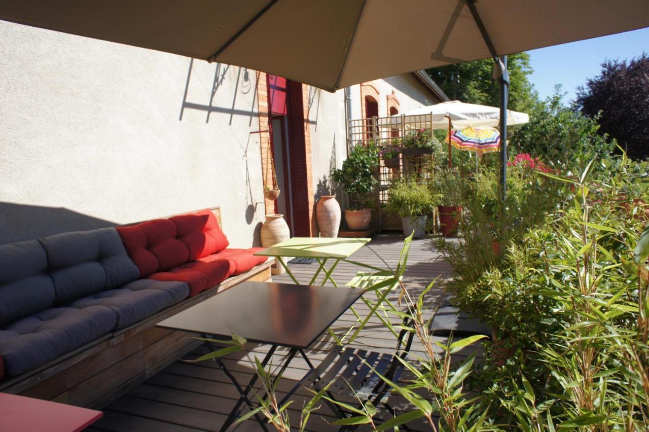 Mas Terre Chambres D'Hotes Lezoux 外观 照片